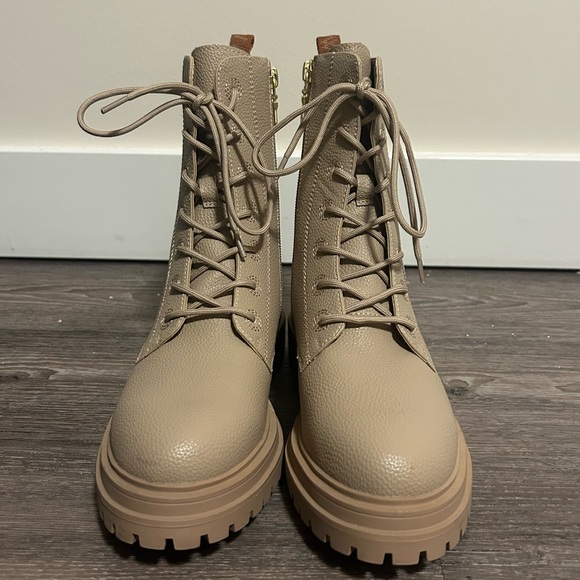 Matt & Nat Marlee Y2K Chunky Combat Boots - Picture 3 of 12